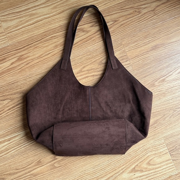 Universal Thread Slouchy Faux Suede Tote Handbag - Picture 2 of 3